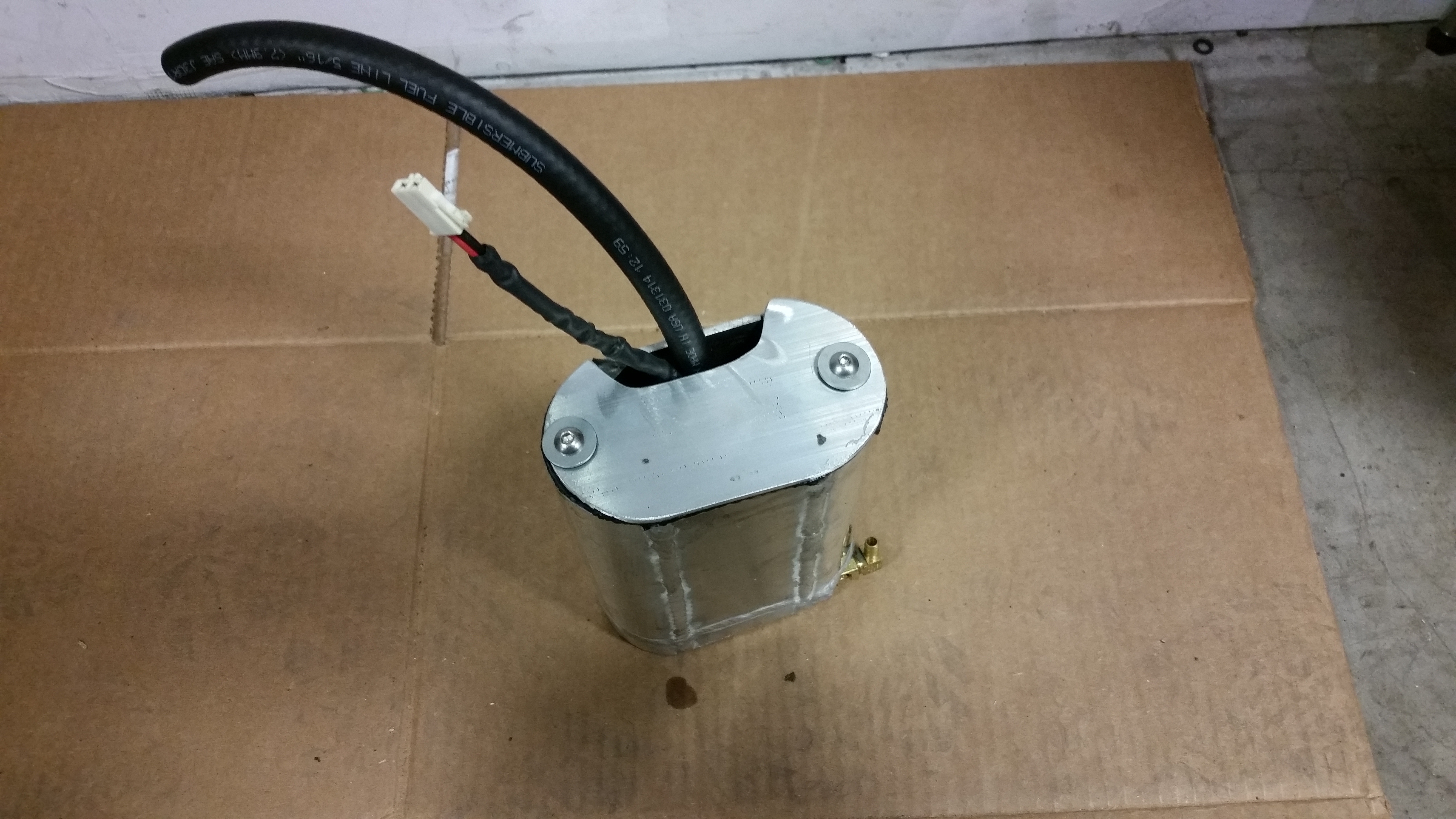 custom fuel internal tank